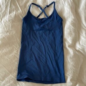 Nike Active Tank